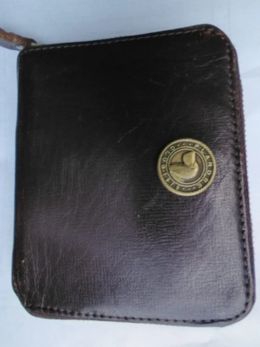 Vintage Flandre Club 1978 Brown Leather Zip Around Bifold Wallet w/ Coin Pocket - Picture 1 of 3